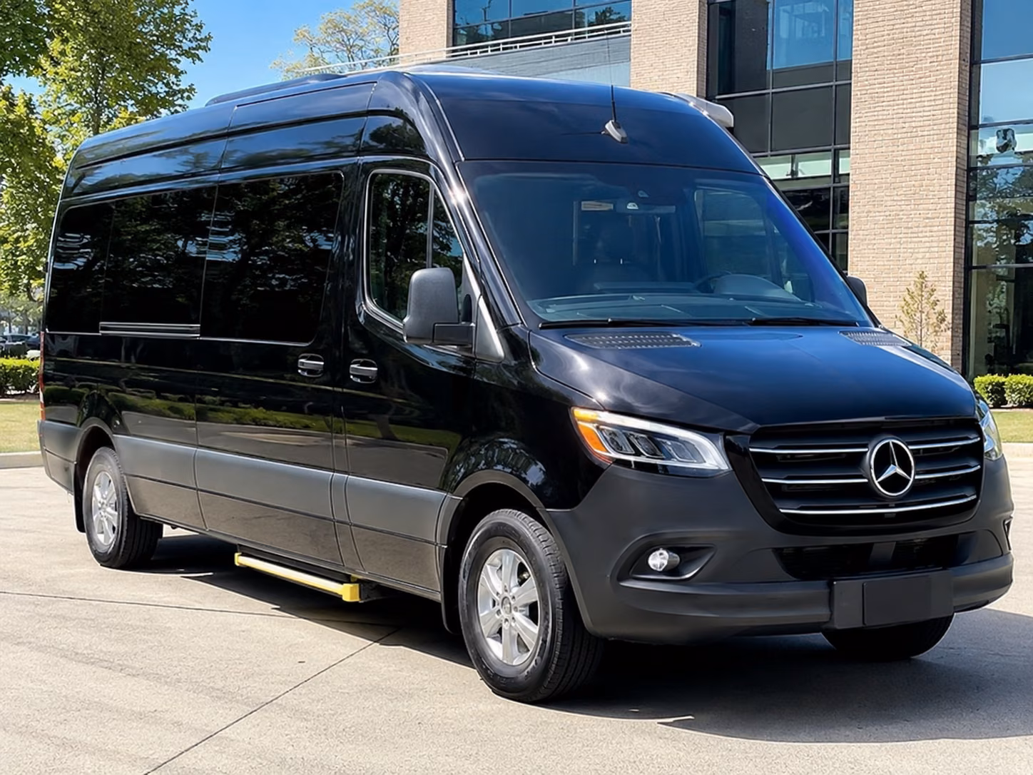 oklahoma city airport shuttle bus rentals for private groups