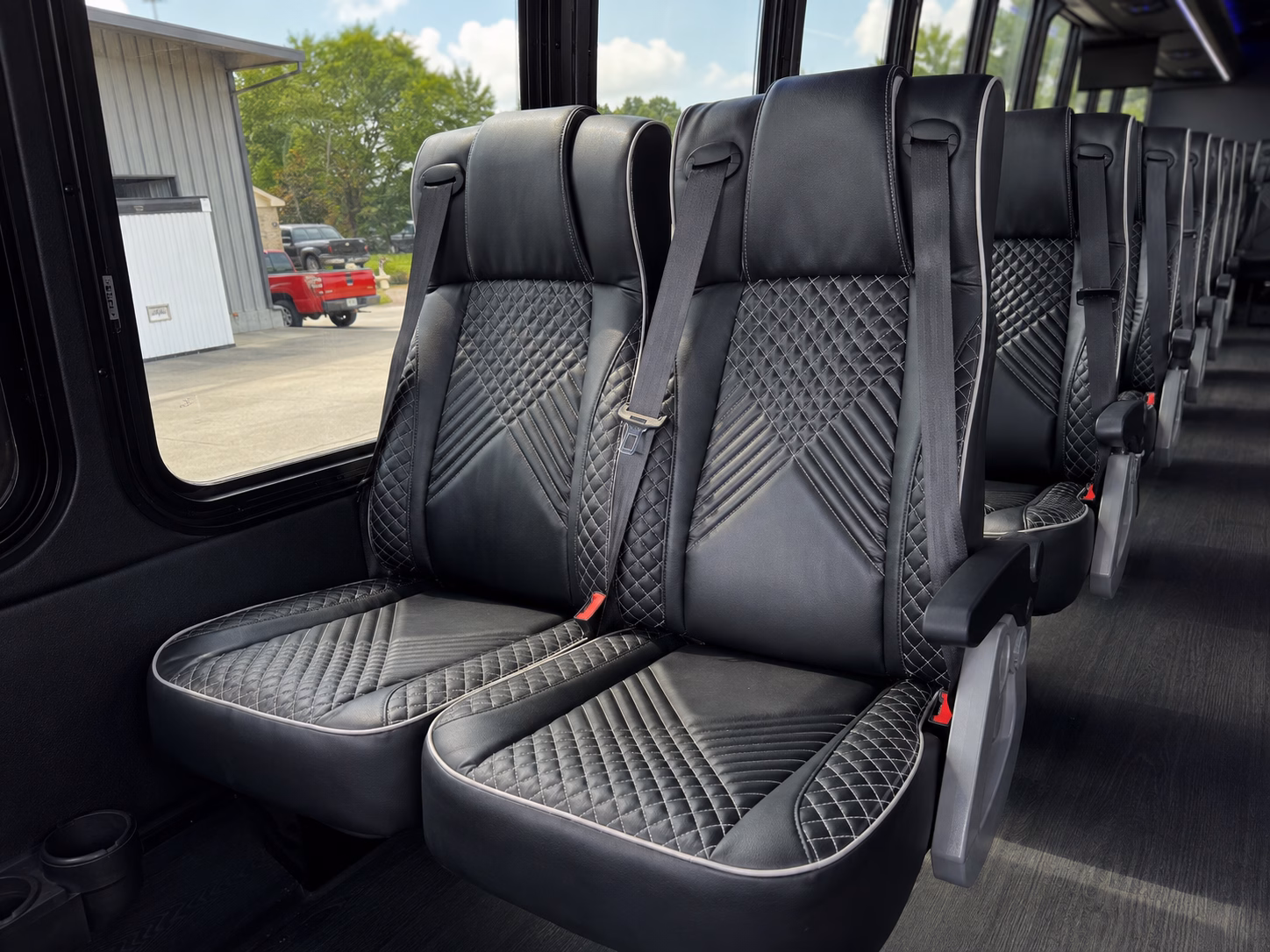 shuttle services for airline crews and airport staff in oklahoma city