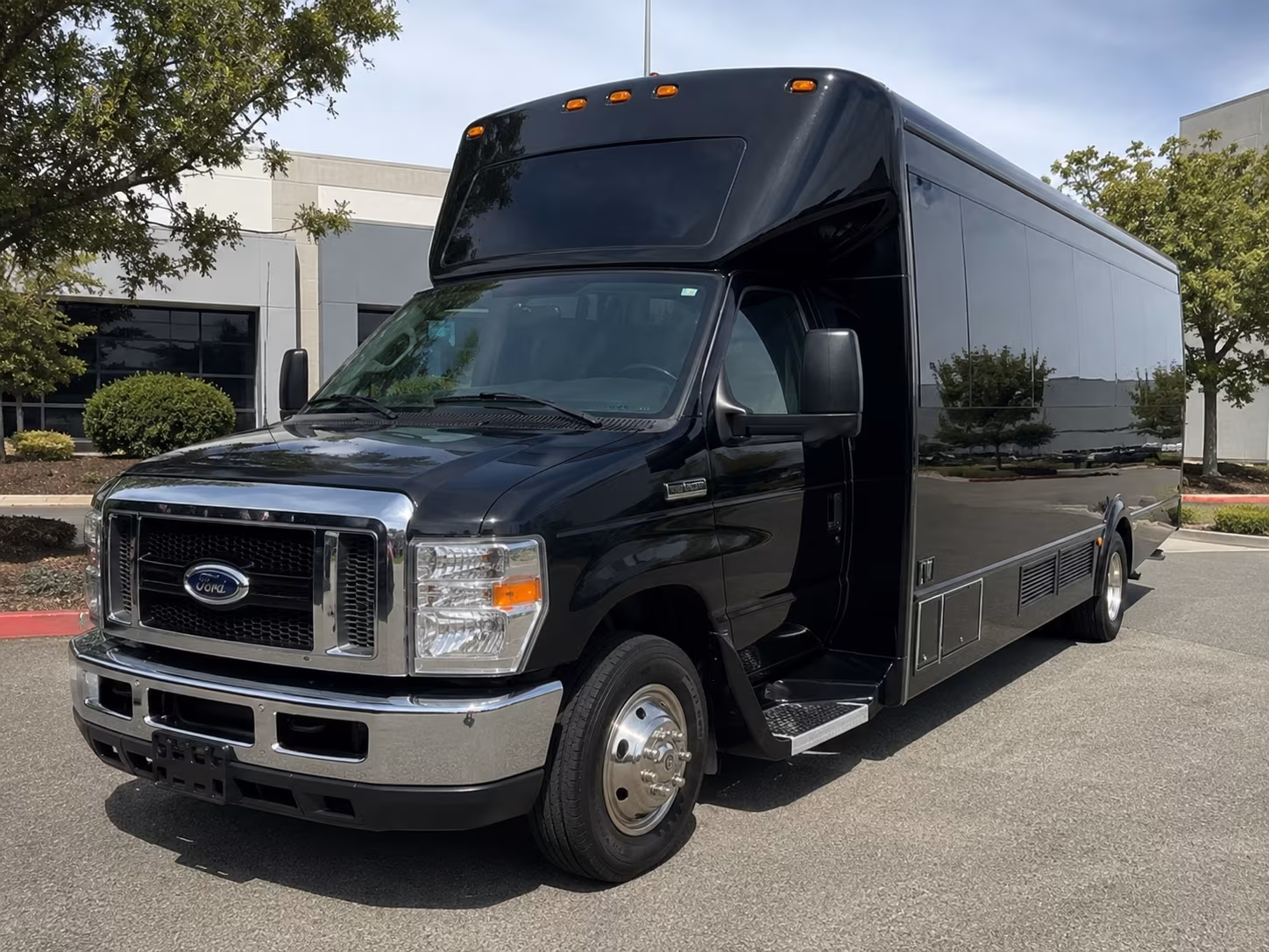 why book winery and brewery tours through oklahomacityshuttlebusrentals com